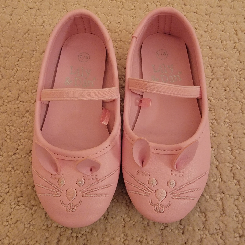 Toddler Pink Girl Bunny Shoes Size 7/8 New